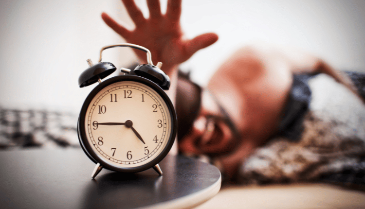 5 Tips to Wake Up Early and Conquer Your Day